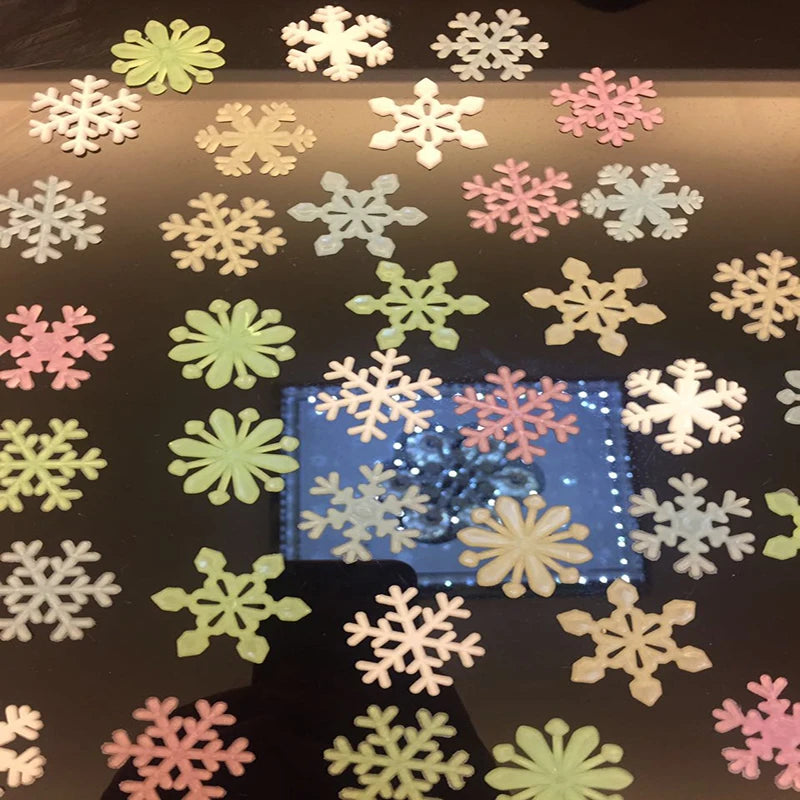 50pcs Glow Snowflake Wall Stickers – Luminous Christmas & Kids Room Decor Decals - SQN station By 22GM-style