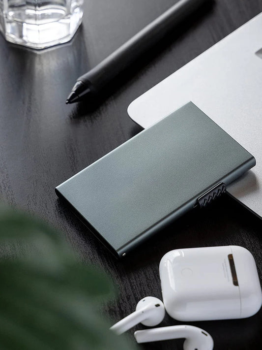 Minimalist RFID Blocking Card Protector Wallets - SQN station